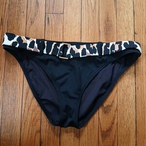 Victoria's Secret - Women's Leopard Print Buckle Bikini Bottoms. Size Large